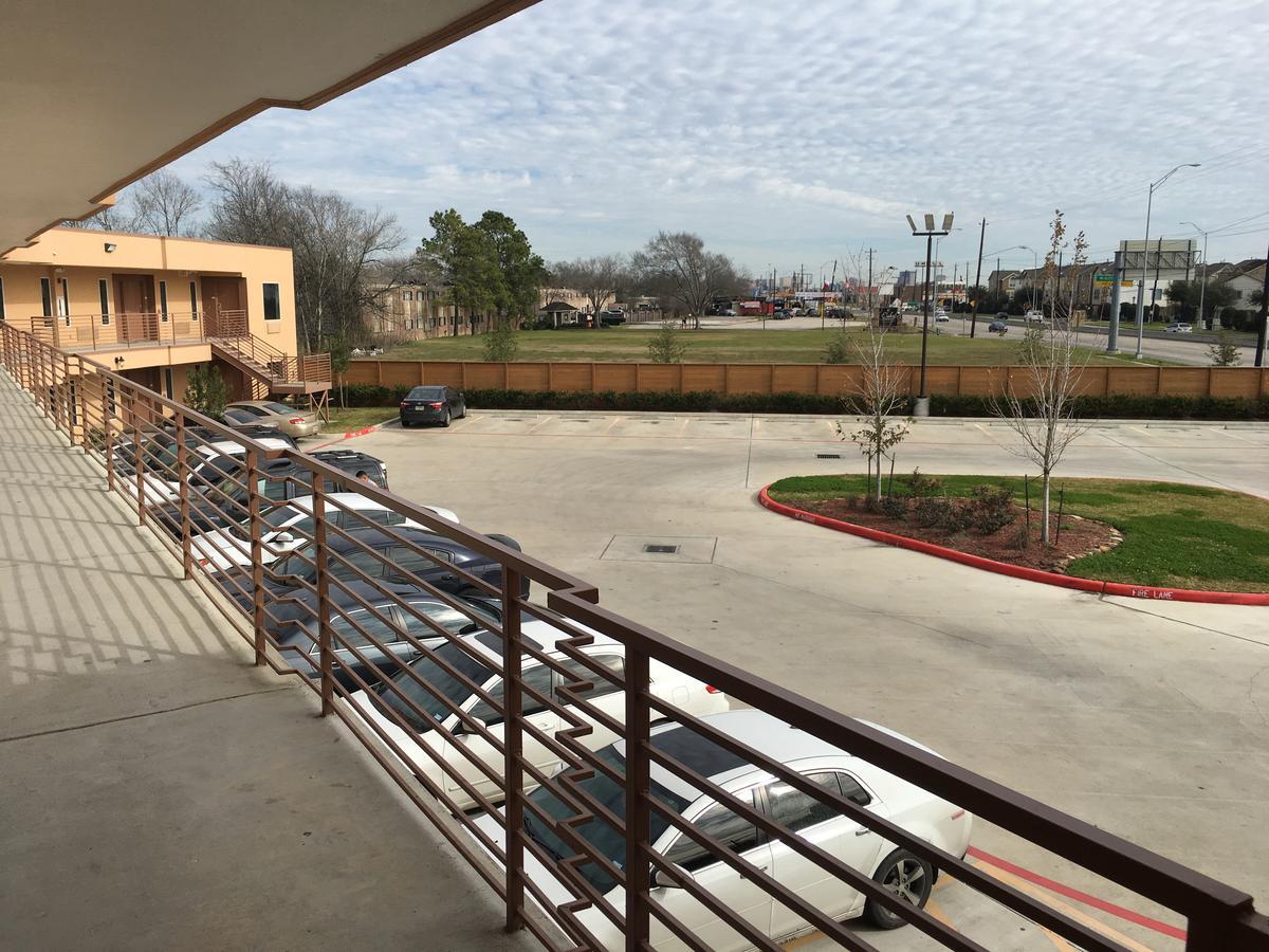 Crystal Inn Houston Exterior photo